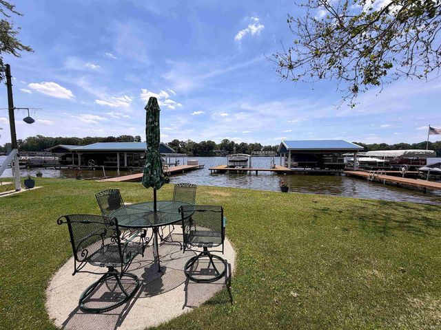 3938 N Becks Place, Monticello, IN 47960
