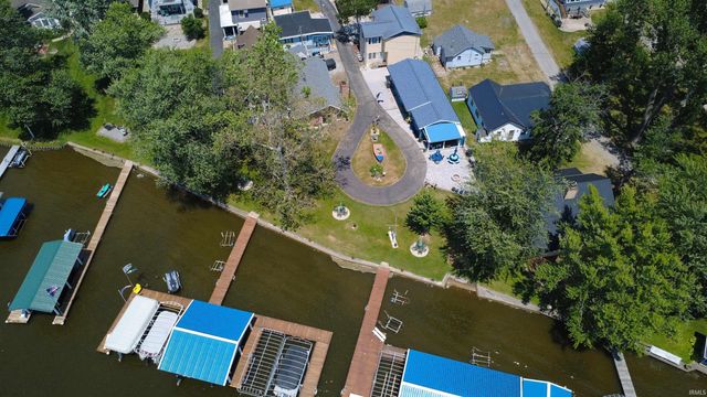 3938 N Becks Place, Monticello, IN 47960