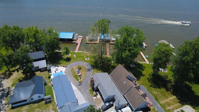 3938 N Becks Place, Monticello, IN 47960