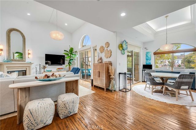 200 Avenue C, Redondo Beach, CA 90277
