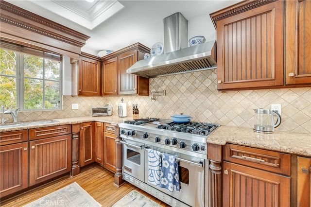 200 Avenue C, Redondo Beach, CA 90277