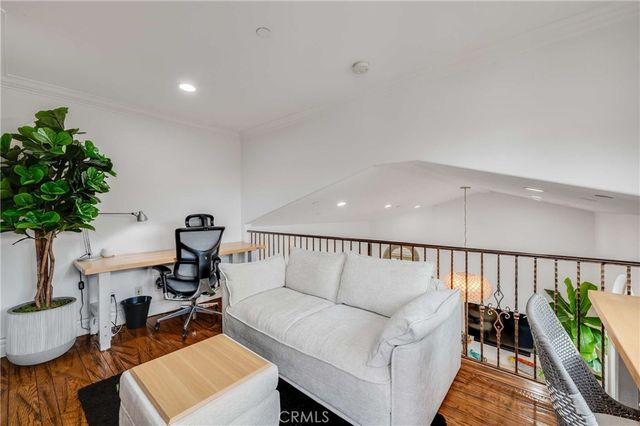 200 Avenue C, Redondo Beach, CA 90277