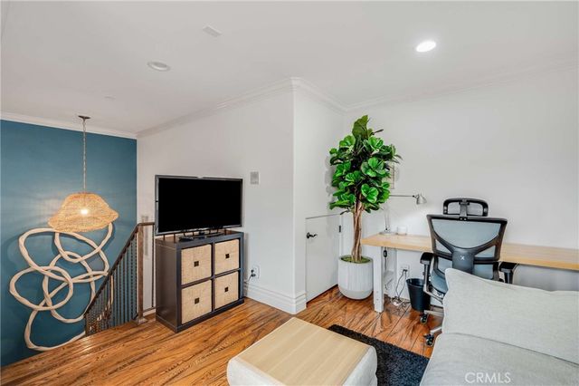 200 Avenue C, Redondo Beach, CA 90277