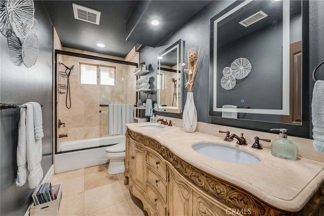 200 Avenue C, Redondo Beach, CA 90277