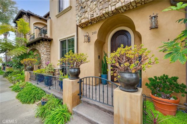 200 Avenue C, Redondo Beach, CA 90277