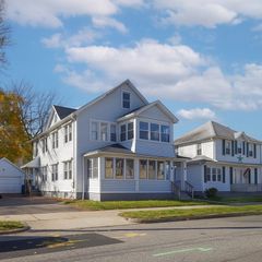 24-26 Jenness St, Springfield, MA 01104