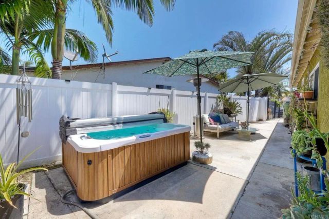 167 Avenida Del Gado, Oceanside, CA 92057