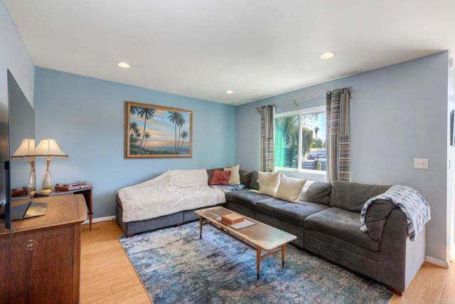 167 Avenida Del Gado, Oceanside, CA 92057