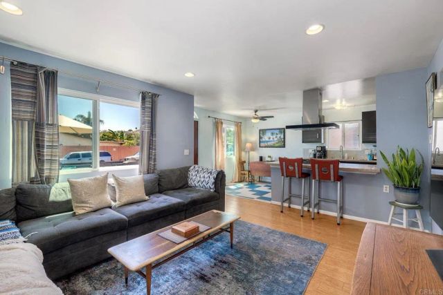 167 Avenida Del Gado, Oceanside, CA 92057