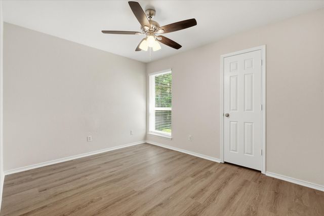 7913 Pebblebrook Drive, Watauga, TX 76148