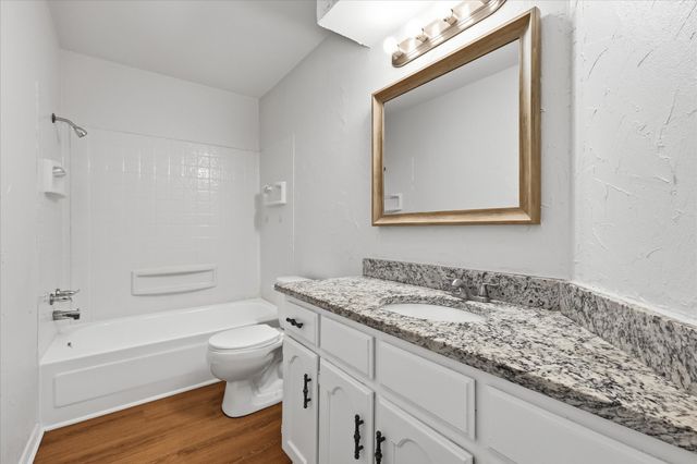 7913 Pebblebrook Drive, Watauga, TX 76148