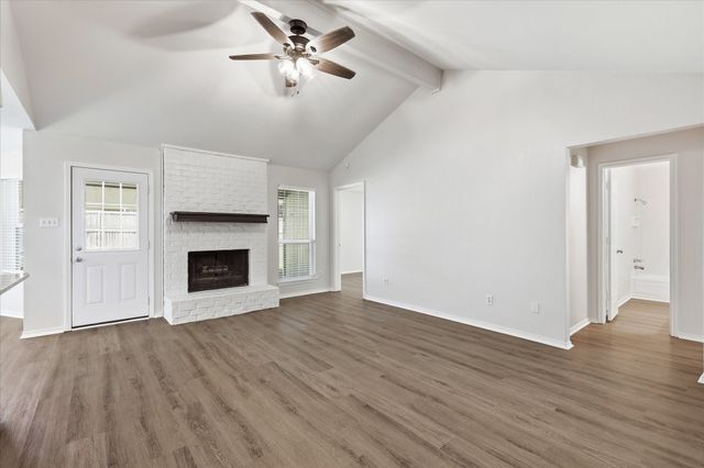 7913 Pebblebrook Drive, Watauga, TX 76148