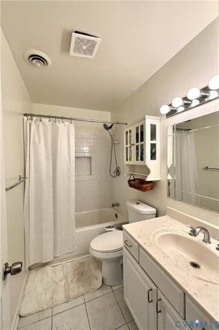 9801 Third Branch Dr, Chesterfield, VA 23832