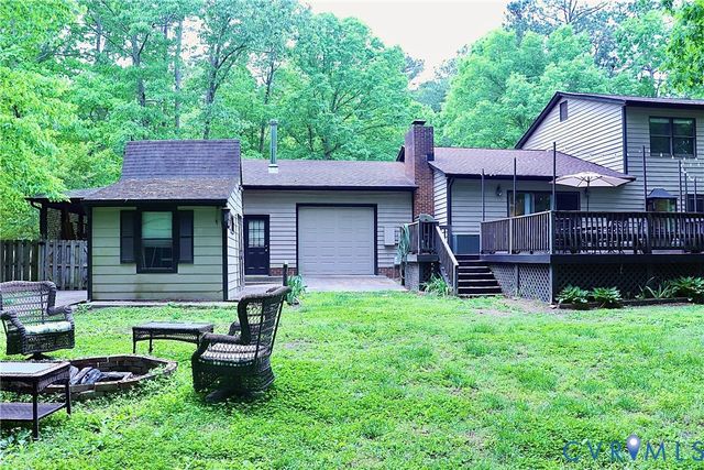 9801 Third Branch Dr, Chesterfield, VA 23832