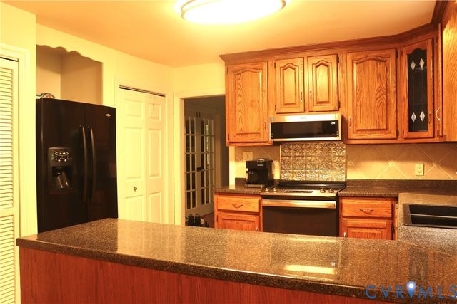 9801 Third Branch Dr, Chesterfield, VA 23832