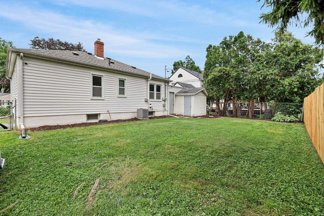 1014 Walker Street, Janesville, WI 53545