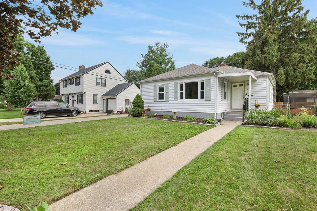 1014 Walker Street, Janesville, WI 53545