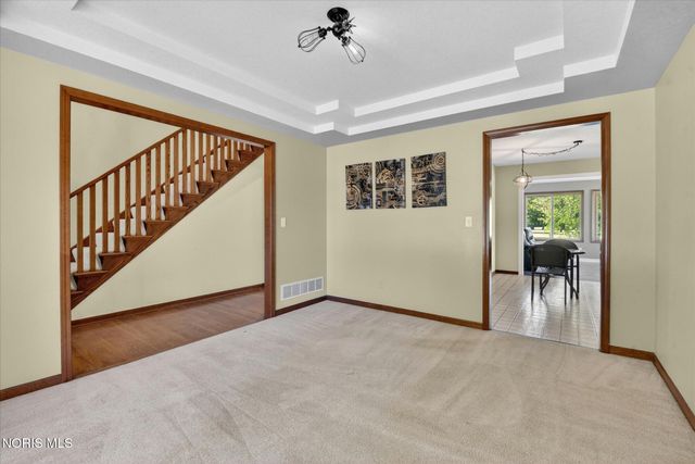 6062 Wood Drive, Waterville, OH 43566