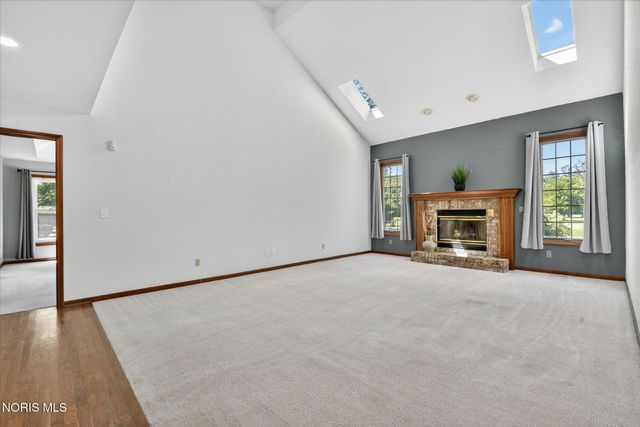 6062 Wood Drive, Waterville, OH 43566