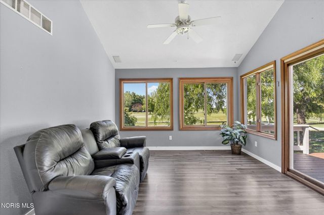 6062 Wood Drive, Waterville, OH 43566