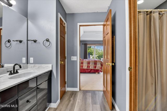 6062 Wood Drive, Waterville, OH 43566