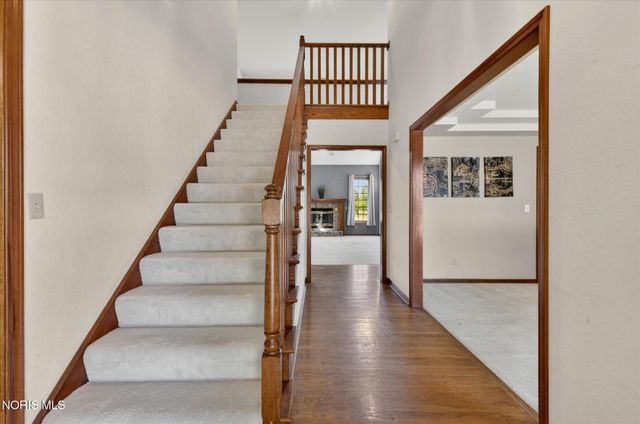 6062 Wood Drive, Waterville, OH 43566