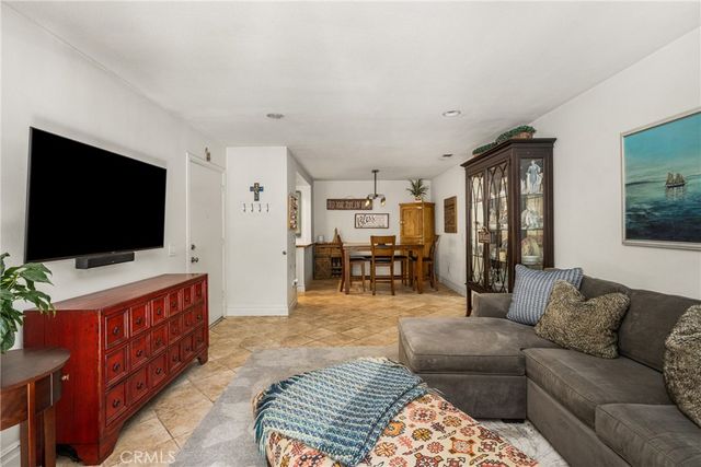 5846 Portsmouth 281, Yorba Linda, CA 92887