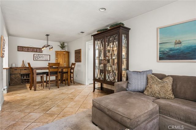 5846 Portsmouth 281, Yorba Linda, CA 92887