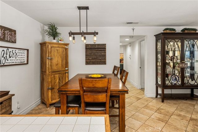 5846 Portsmouth 281, Yorba Linda, CA 92887