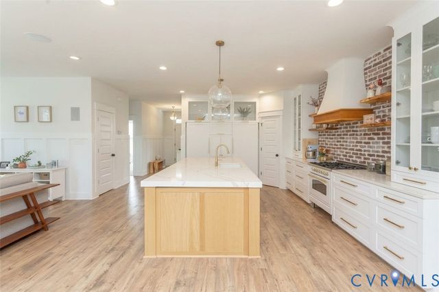 5512 Mossy Oak Rd, Moseley, VA 23120