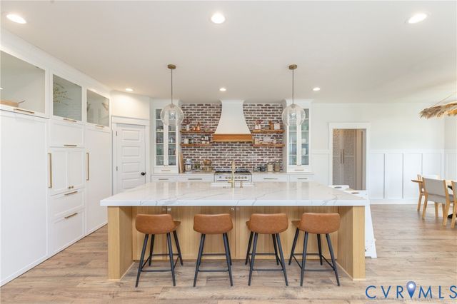 5512 Mossy Oak Rd, Moseley, VA 23120