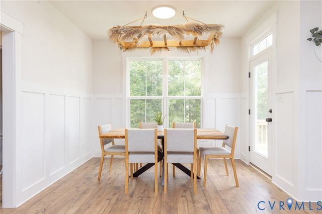 5512 Mossy Oak Rd, Moseley, VA 23120
