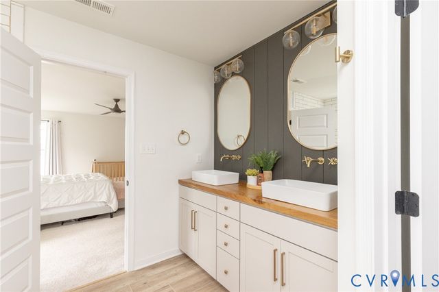 5512 Mossy Oak Rd, Moseley, VA 23120