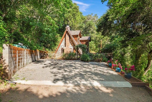 65 Hitchcock Canyon, Carmel Valley, CA 93924