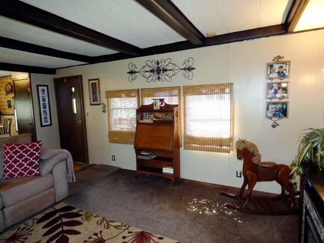 16021 W Badger Ln, Cheney, WA 99004