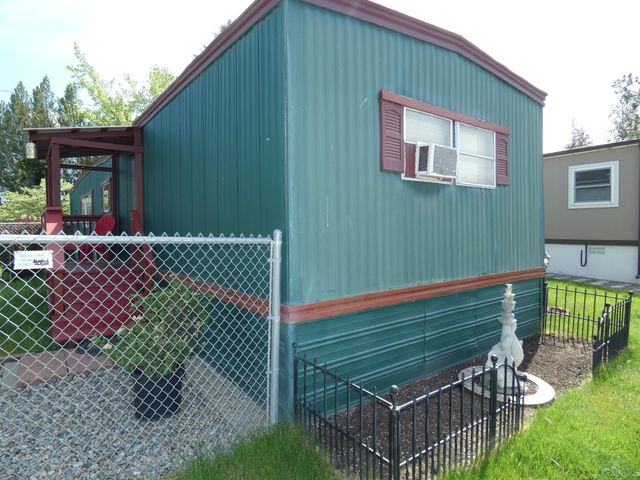 16021 W Badger Ln, Cheney, WA 99004