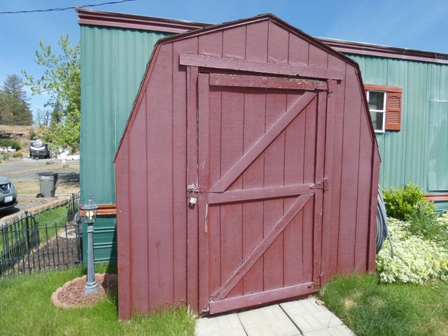 16021 W Badger Ln, Cheney, WA 99004