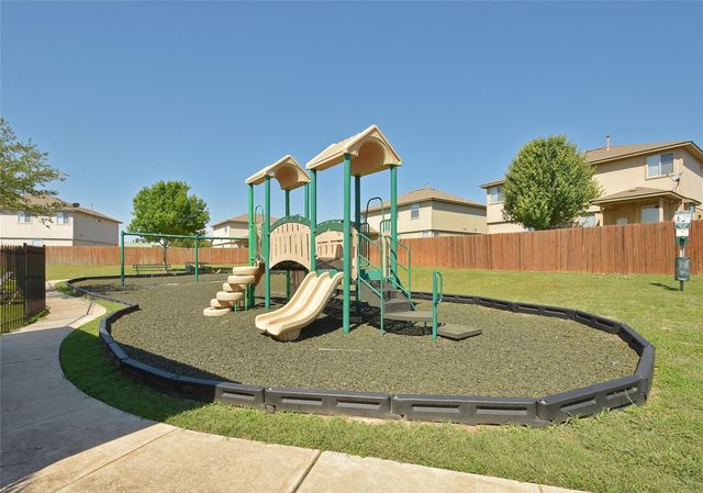 117 Waterloo DR, Kyle, TX 78640