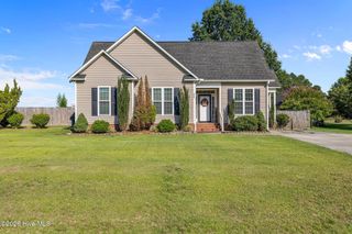 204 Planters Ridge Drive, Pikeville, NC 27863