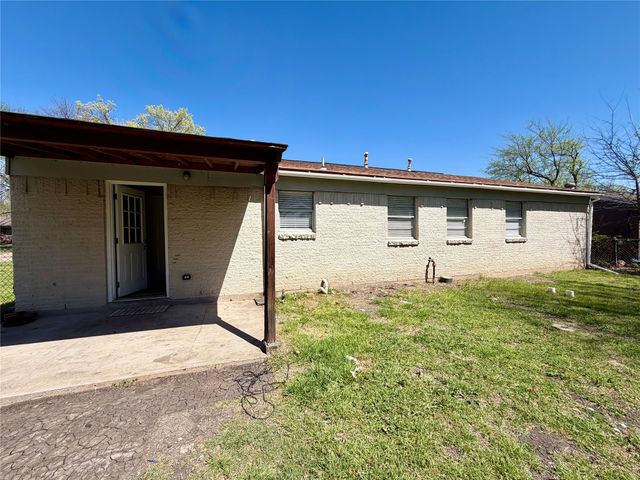 2912 Price Drive, Plano, TX 75074