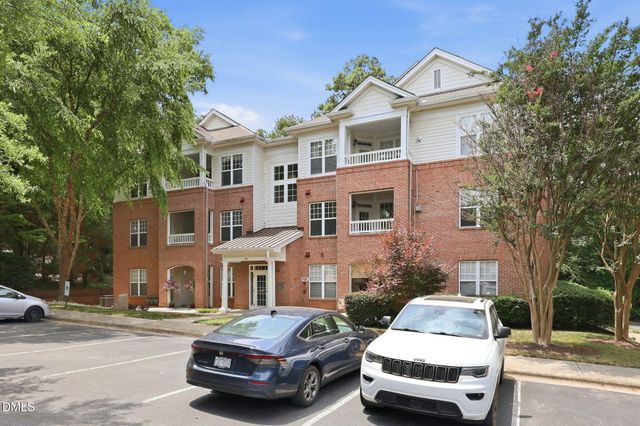 1710 Tiffany Bay Court Unit 302, Raleigh, NC 27609