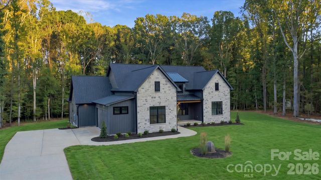 219 Barra Drive, Waxhaw, NC 28173