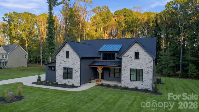 219 Barra Drive, Waxhaw, NC 28173