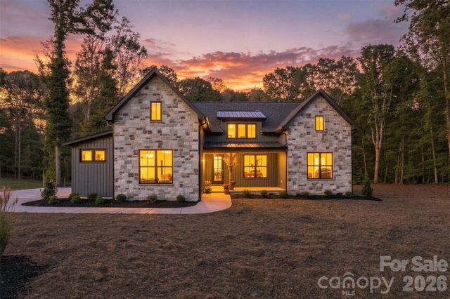 219 Barra Drive, Waxhaw, NC 28173