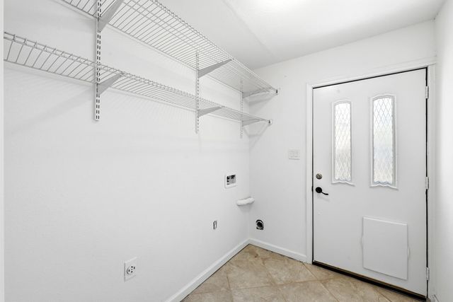 407 Magnolia ST, Bastrop, TX 78602