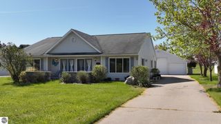 1239 Clubhouse Drive, Lake Isabella, MI 48893