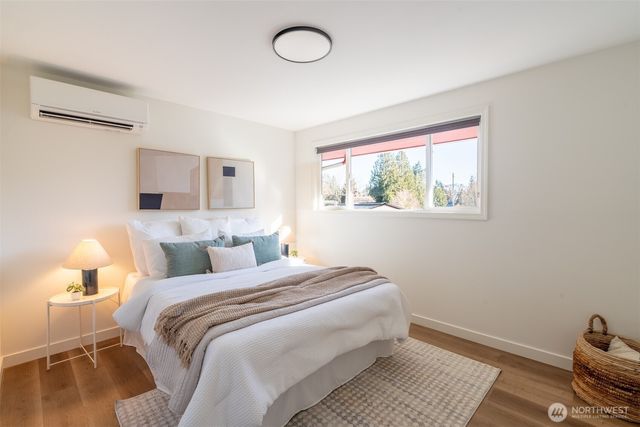 1040 NE 154th Street, Shoreline, WA 98155