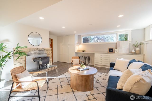 1040 NE 154th Street, Shoreline, WA 98155