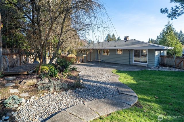 1040 NE 154th Street, Shoreline, WA 98155