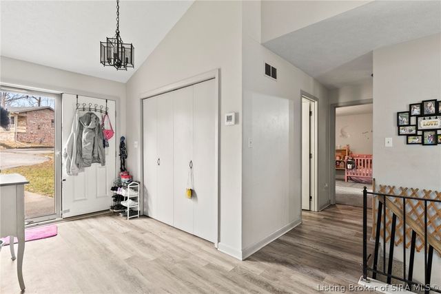 1421 Cherokee Court, Madison, IN 47250